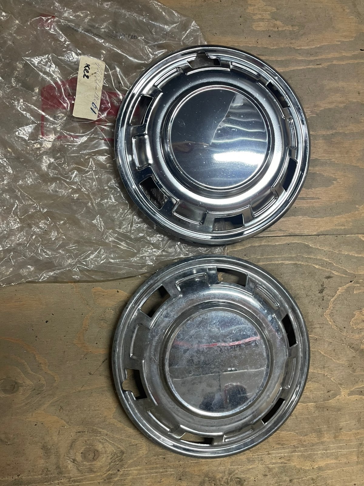 Toyota corolla 2x wieldop ke20 ke25 ke26 42621-12060, Ophalen of Verzenden, Zo goed als nieuw