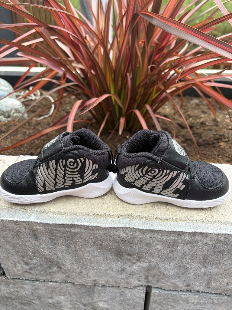 Nike babyschoen - maat 19,5, Schoentjes, Jongetje of Meisje, Ophalen of Verzenden, Zo goed als nieuw