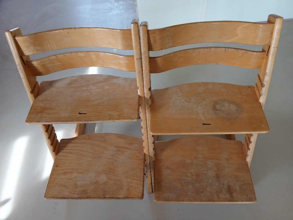 2 Tripp Trapp kinderstoelen van het merk Stokke., Ophalen, Gebruikt, Meegroeistoel, Aanschuifbaar