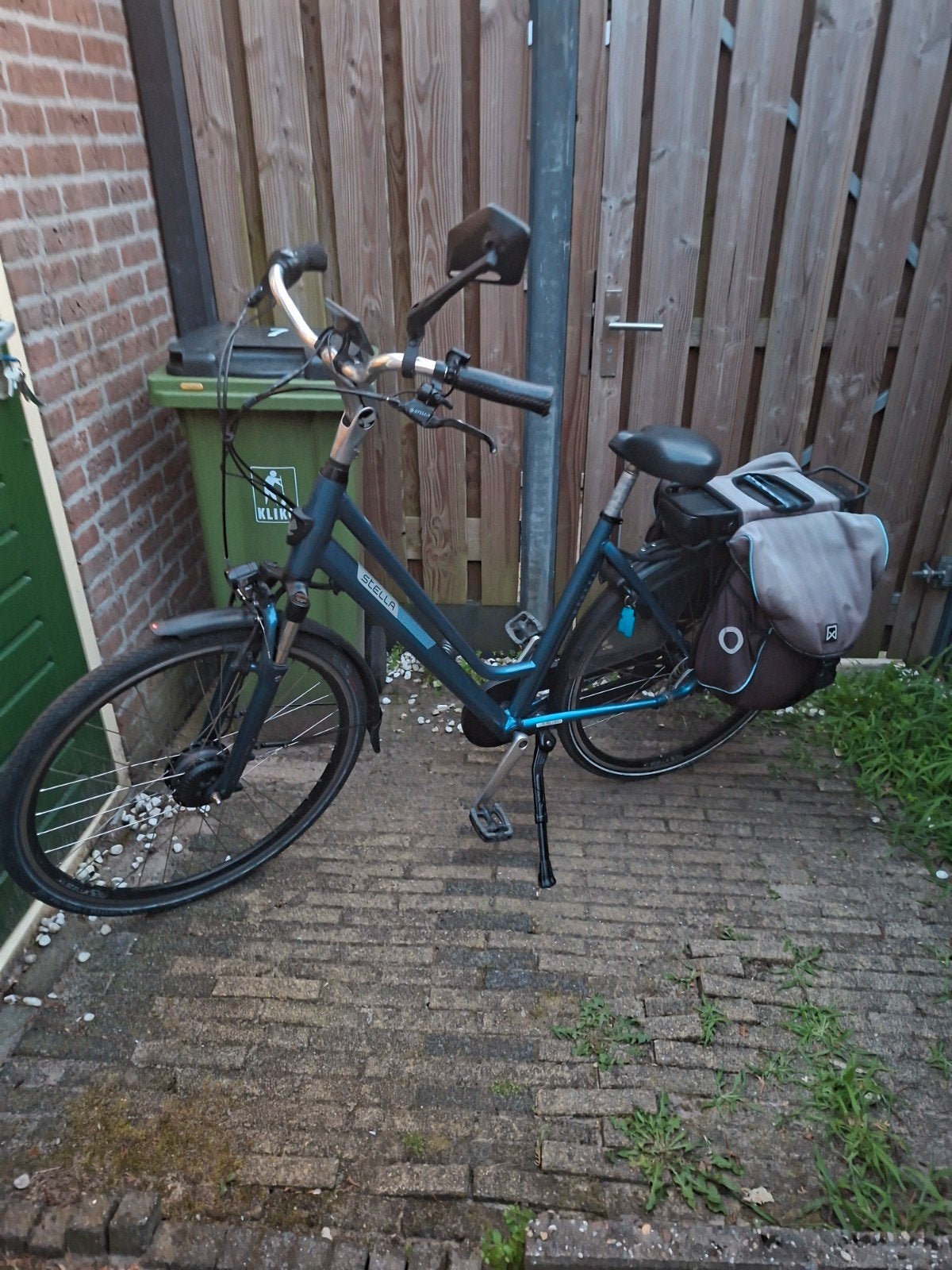 Stella fiets - Damesfiets - Excl. zijspiegel en fietstas., Fietsen en Brommers, Fietsen | Dames | Damesfietsen, Gebruikt, Velgrem