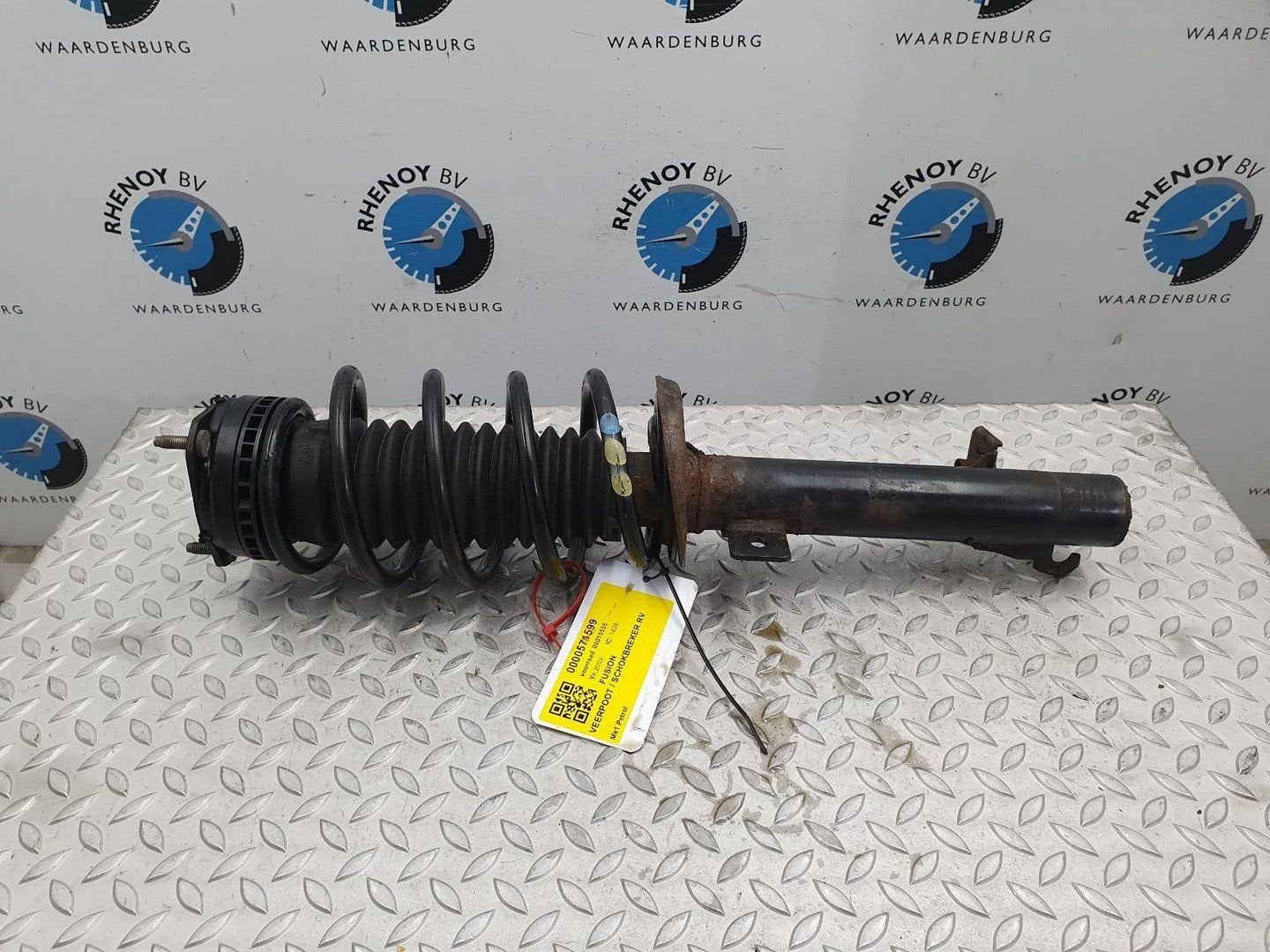 FORD FUSION 1.4-16V Trend  VEERPOOT / SCHOKBREKER RV 2003, Gebruikt, -, -, Ophalen of Verzenden