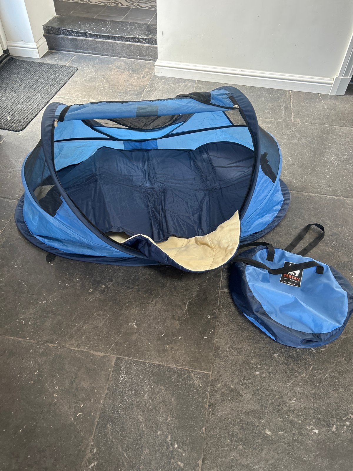 Deryan Blauw, Ophalen, Gebruikt