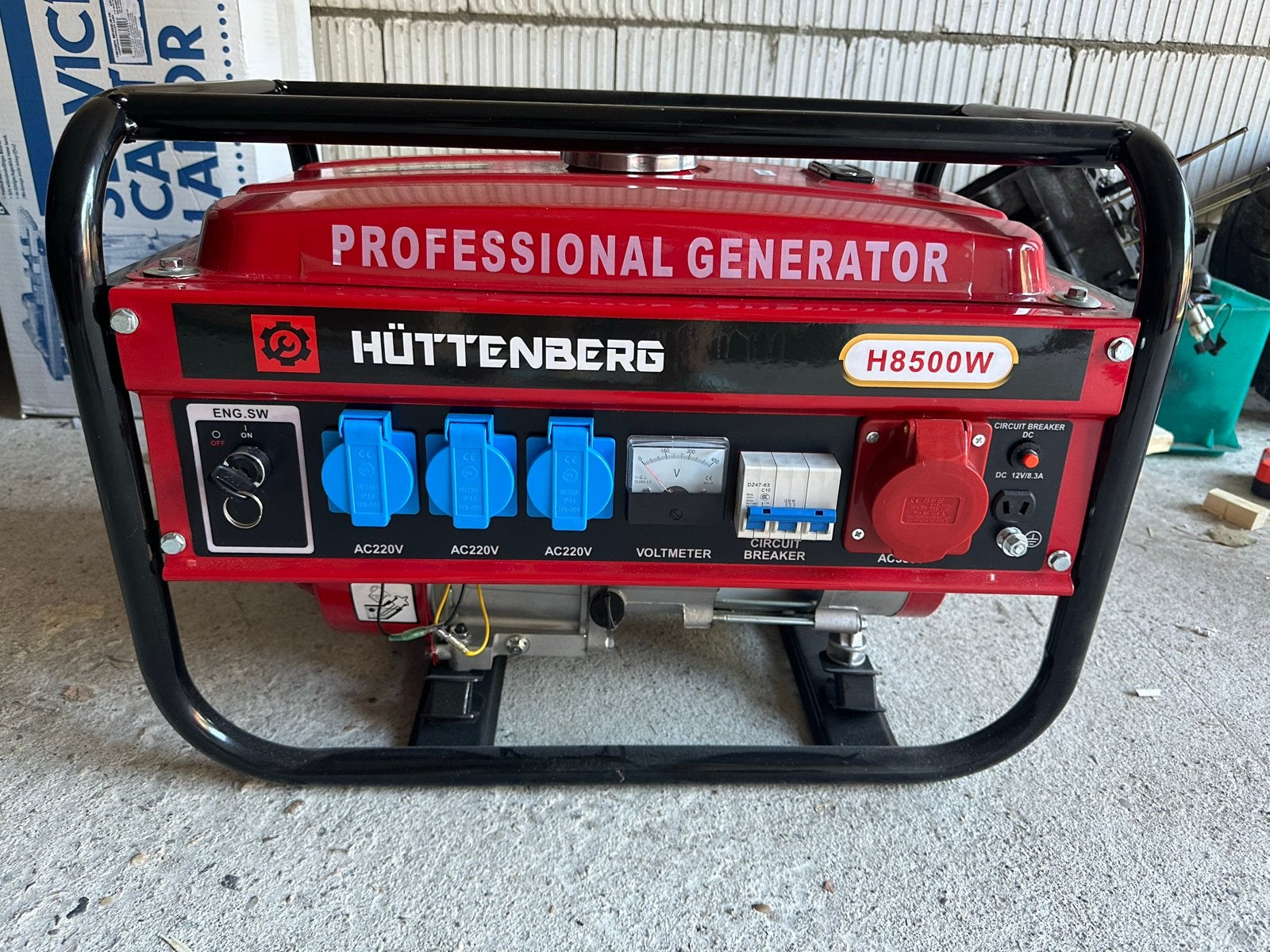 Huttenberg H8500W Benzine Generator - Nieuwstaat, Ophalen, Zo goed als nieuw