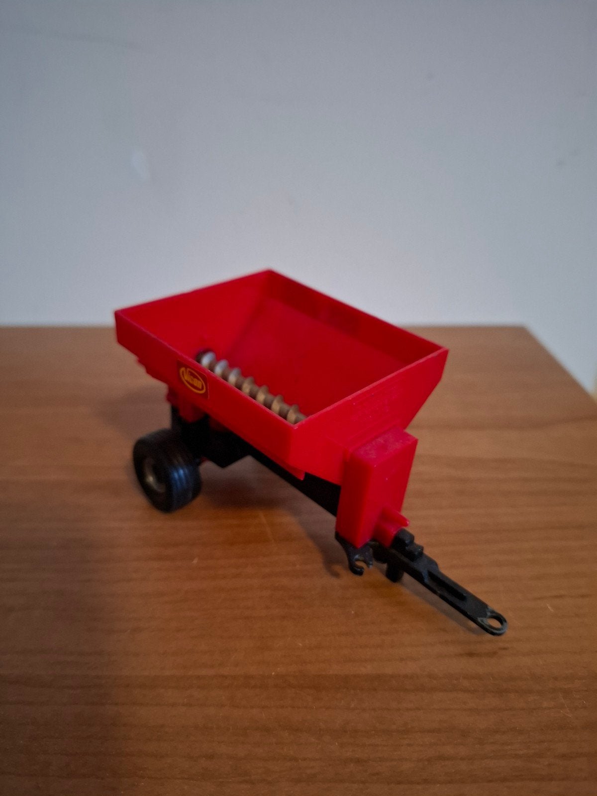 Britains Vicon kunstmeststrooier, Ophalen of Verzenden, Gebruikt, Tractor of Landbouw, Britains