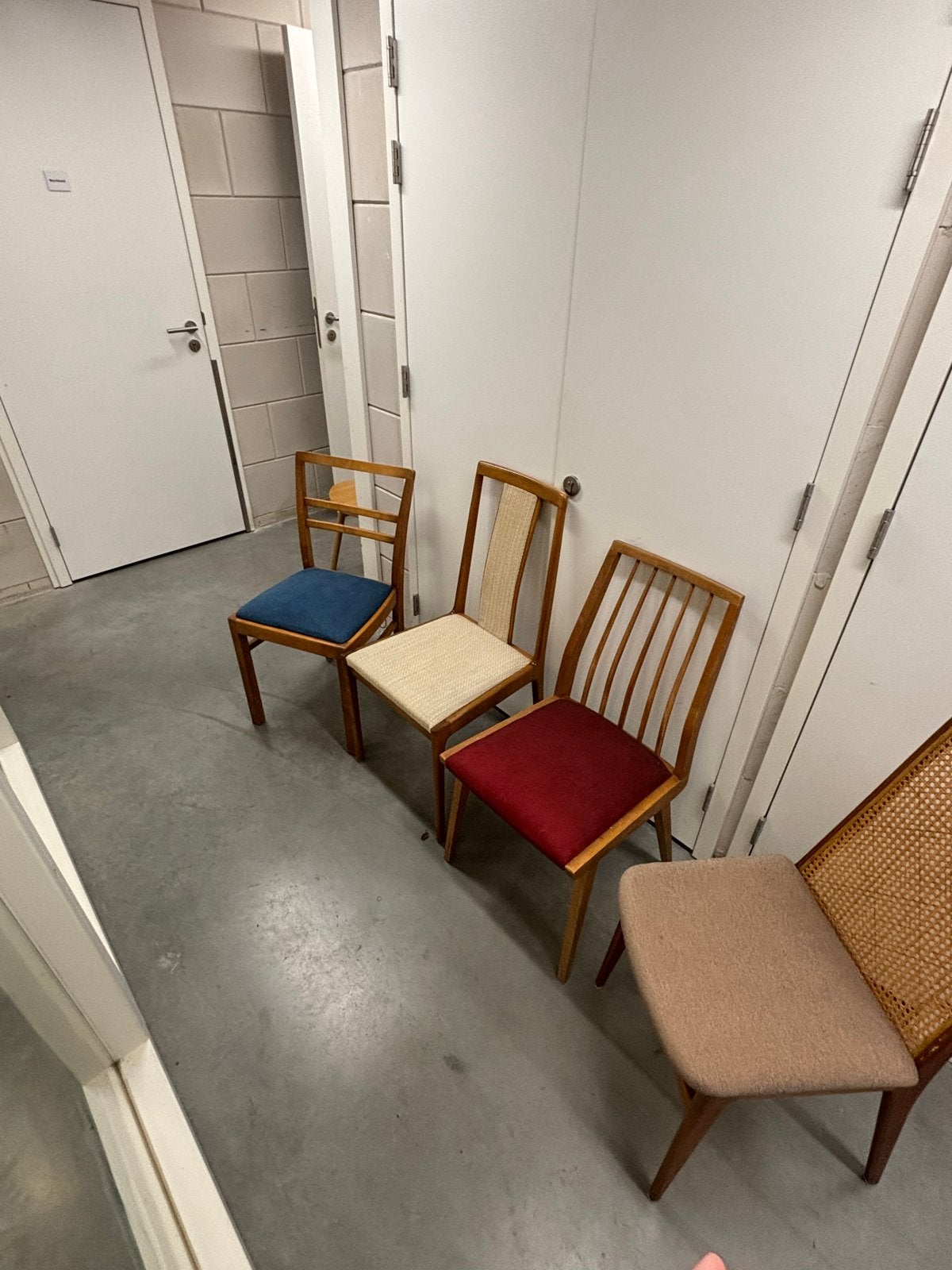 Set van 4 vintage eetkamerstoelen - o.a. Lubke, Ophalen