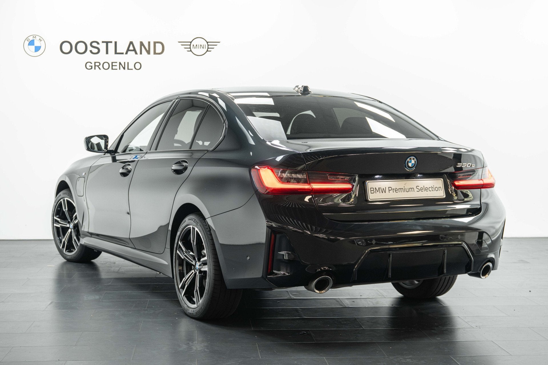 BMW 3 Serie 330e M Sport Automaat / Sportstoelen / Achteruit, Automaat, Achterwielaandrijving, Gebruikt, 4 cilinders