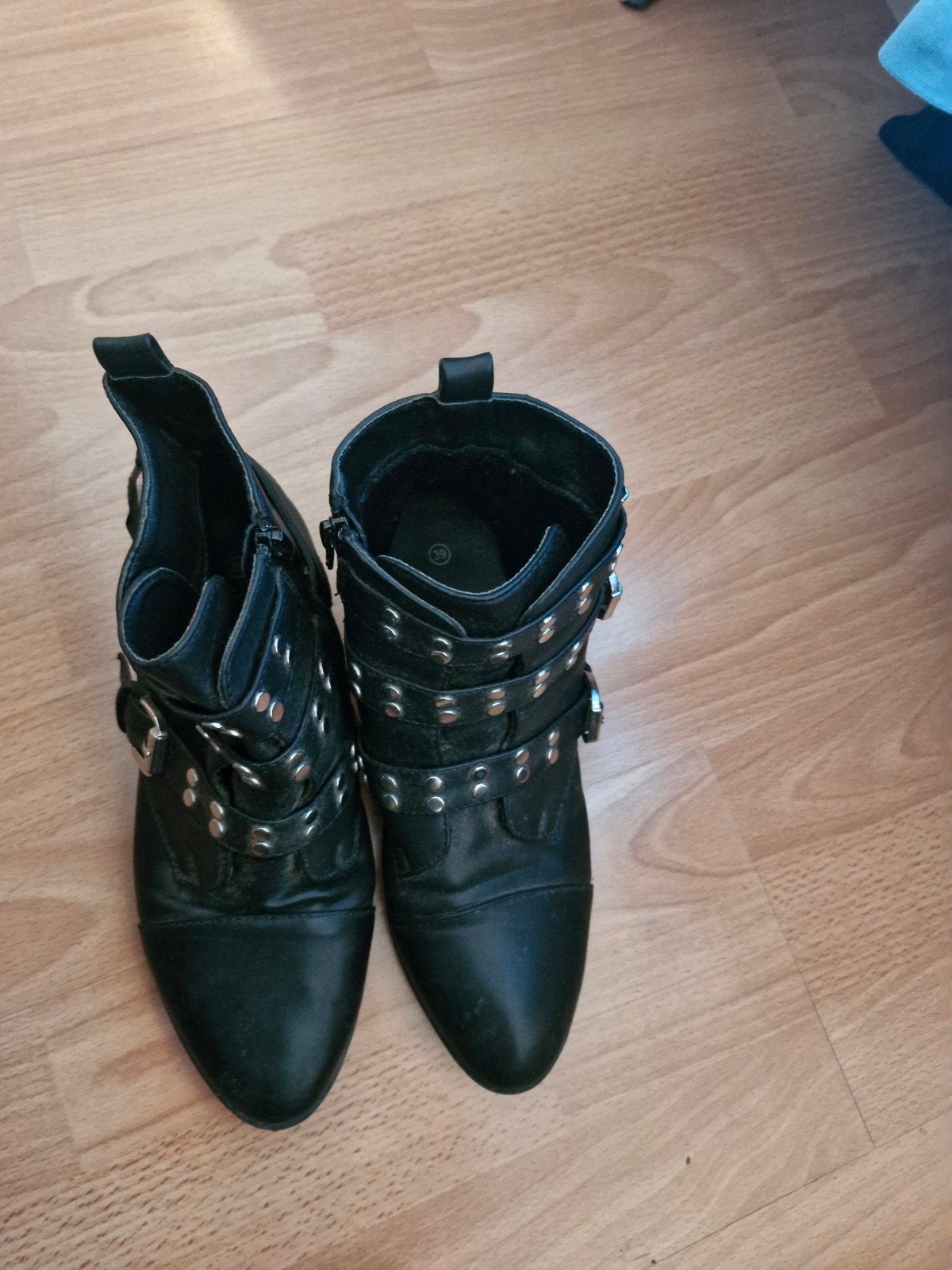 Laarsjes maat 38, Kleding | Dames, Schoenen, Zwart, Lage of Enkellaarzen, Ophalen of Verzenden, Zo goed als nieuw