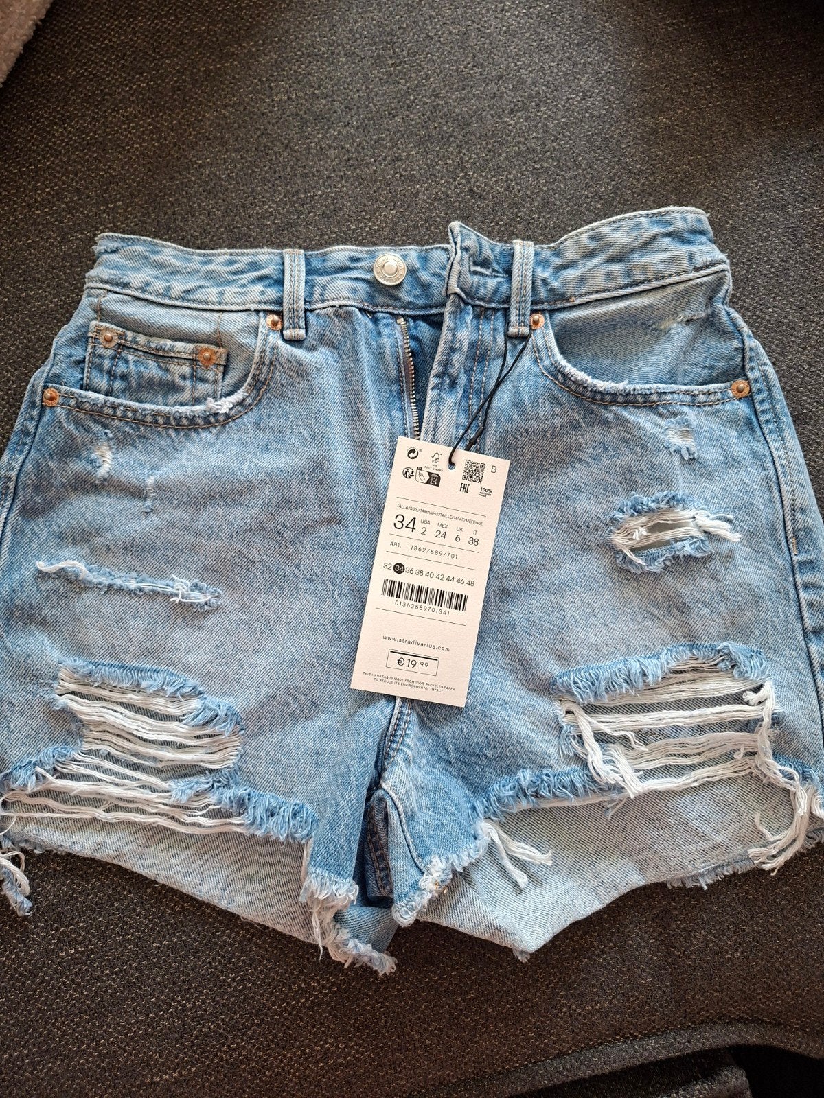 Stradivarius Destroyed Denim Shorts Maat 34, Ophalen of Verzenden