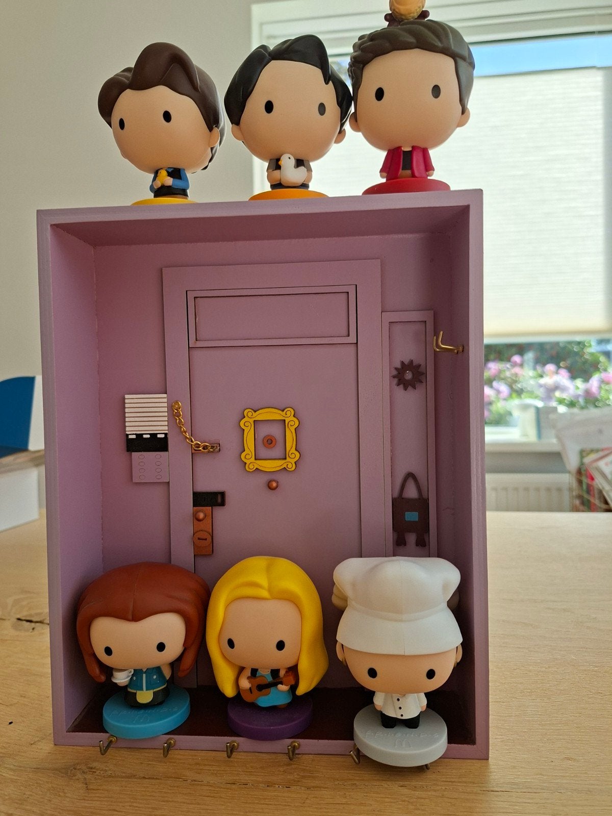 Friends mc donald poppetjes met sleutelkastje, Ophalen of Verzenden, Poppenhuis