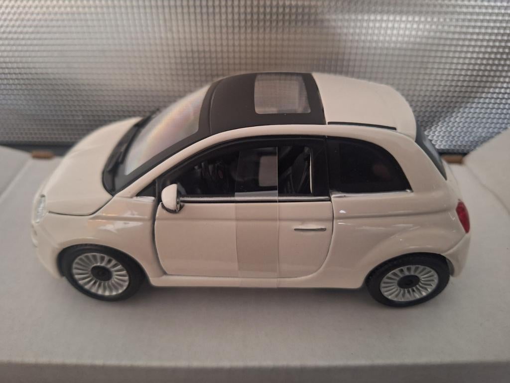 Fiat 500 2007 Schaal 1:24, Auto, Burago, Burago, Nieuw