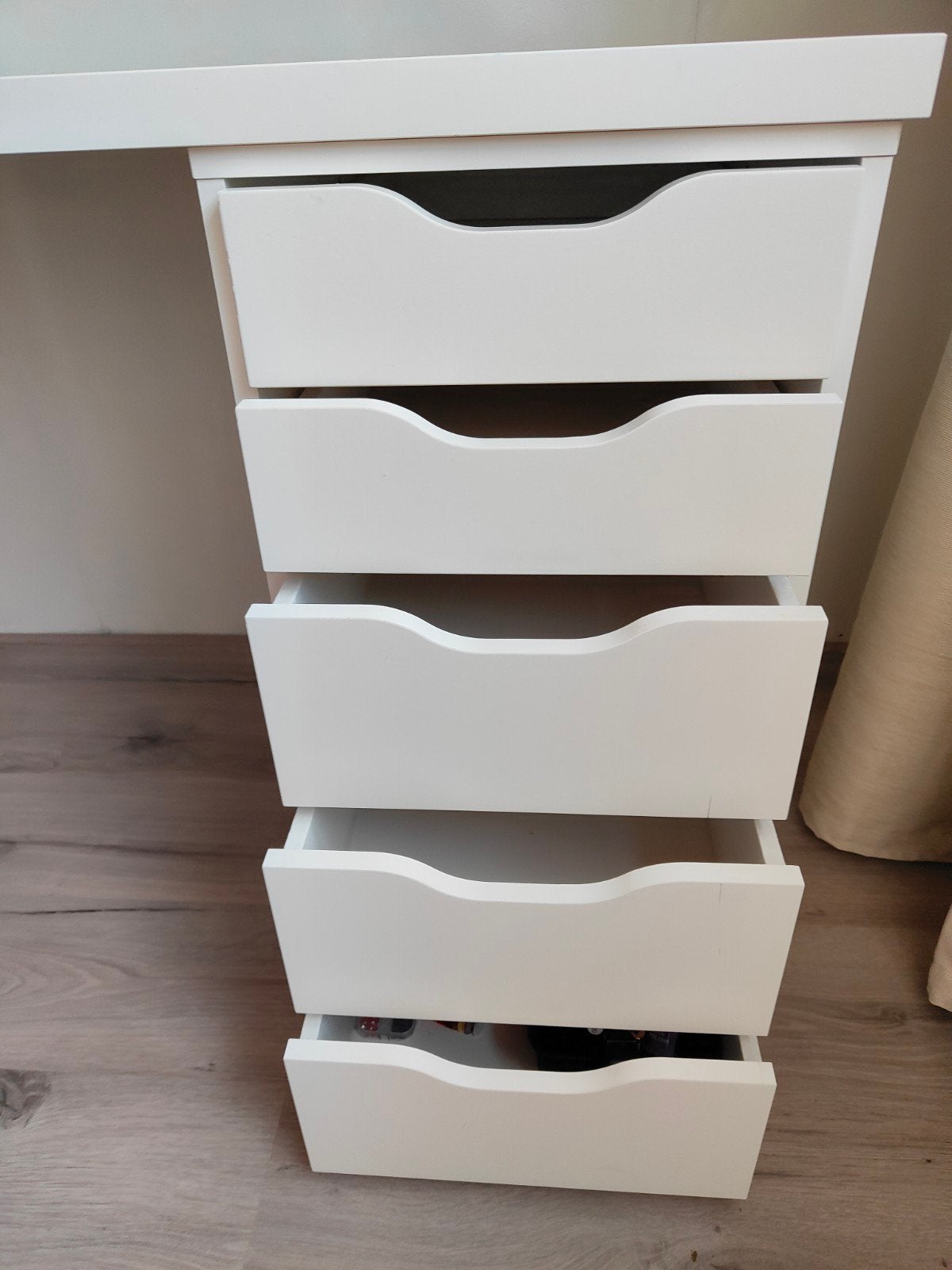 Kinderbureau 120x60 met lades - Gratis af te halen, Huis en Inrichting, Ophalen, Gebruikt, Met lades, Kinderbureau