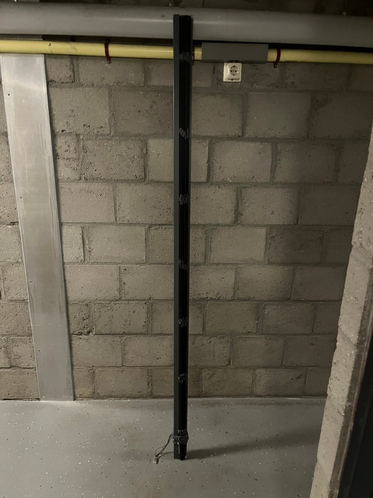 Donkergrijze metalen jaloezie 200 x minimaal 170 cm, Ophalen, Jaloezie, Kwantum, Zwart