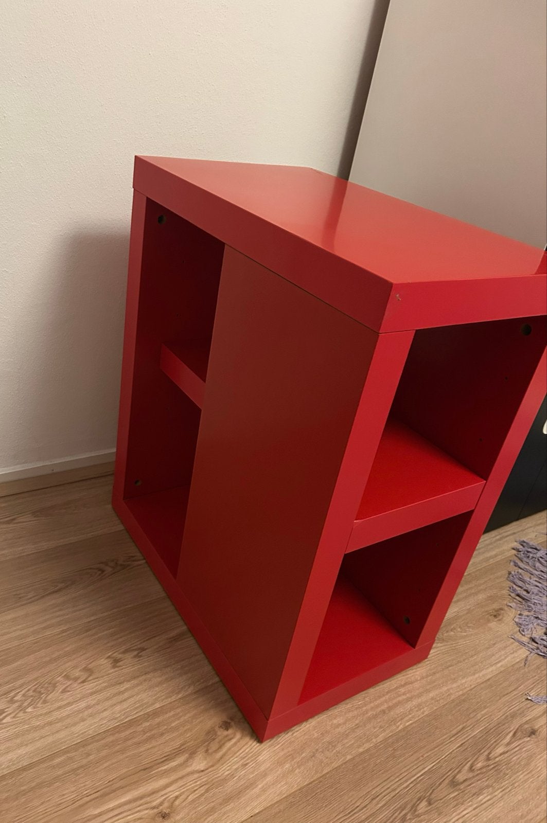 IKEA Vika Annefors - Rood kastje/ bureaukast, Huis en Inrichting, Ophalen, Met plank(en), Minder dan 50 cm, Gebruikt