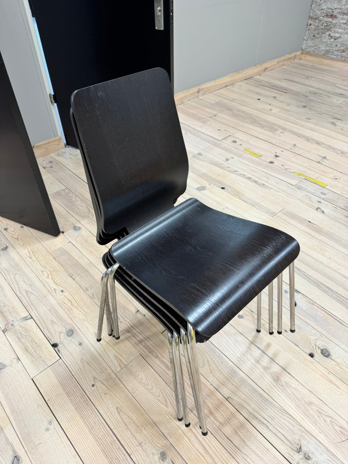 4 stapelbare Ikea Gilbert stoelen, Huis en Inrichting, Stoelen, Ophalen, Gebruikt, Zwart, Vier