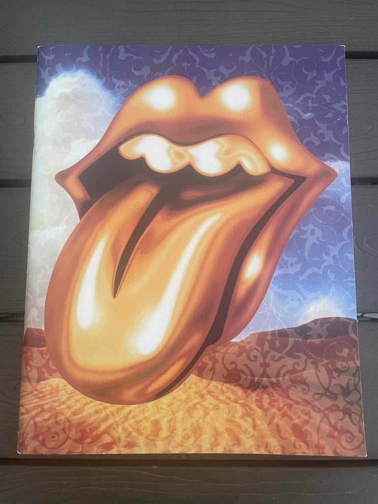 The Rolling Stones - Japanse Tour Boek, Boeken, Ophalen of Verzenden, Gelezen, Artiest