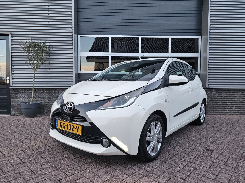 Toyota Aygo | NL Auto | Airco | 1.0 VVT-i x-wave (bj 2015), Auto's, Voorwielaandrijving, Euro 5, Gebruikt, Start-stop-systeem