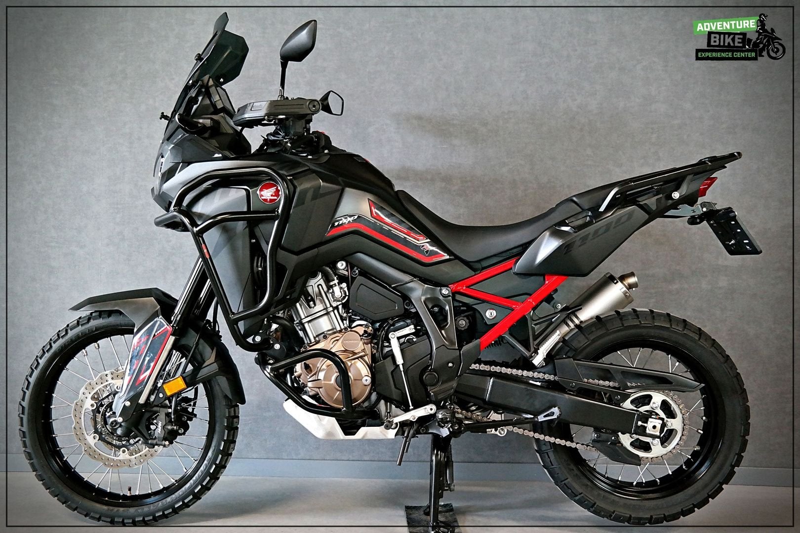 HONDA CRF 1100 L AFRICA TWIN (bj 2022) NIEUWSTAAT / LeoVince, 2 cilinders, HONDA, Bedrijf, Onbekend
