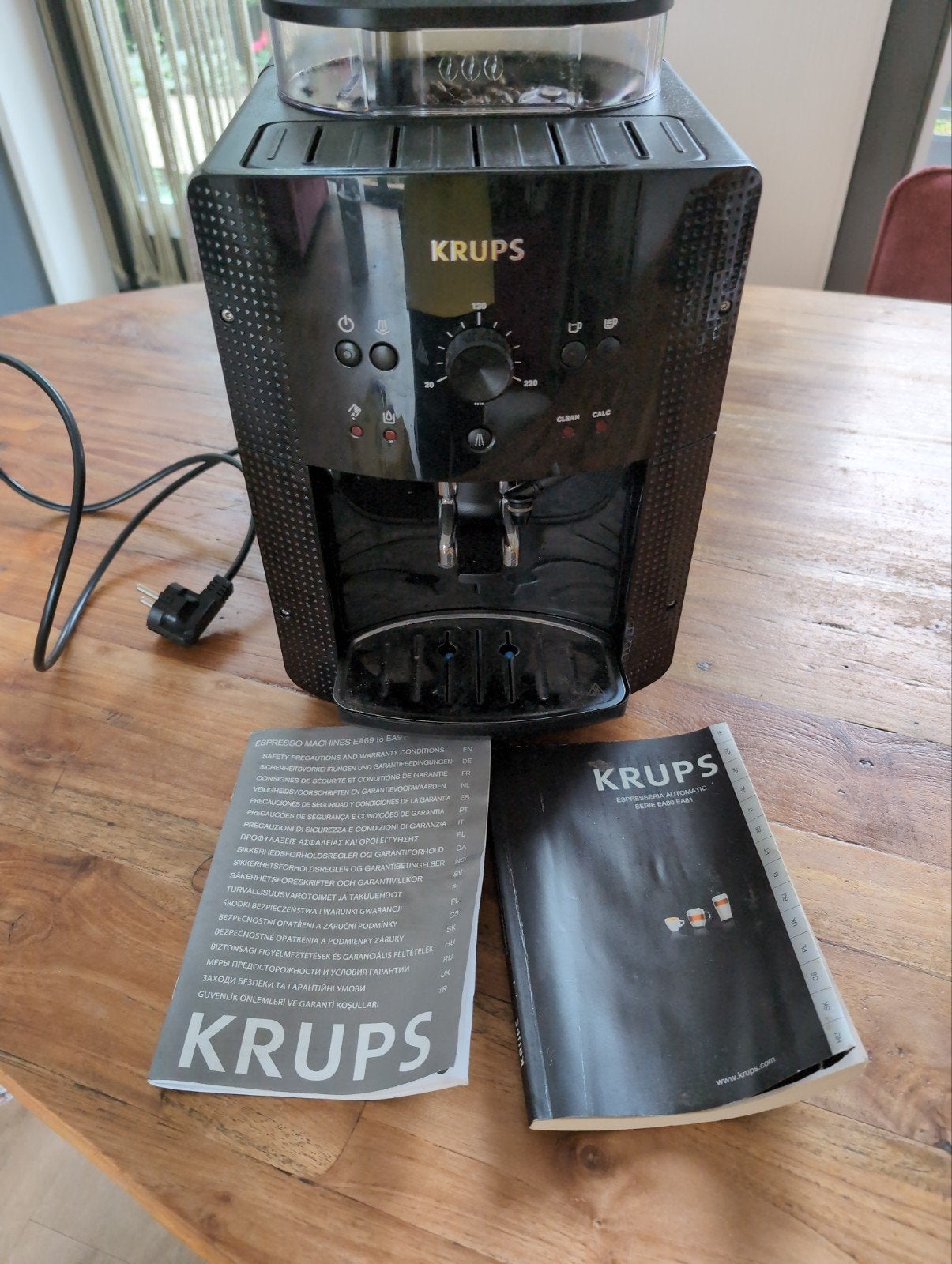 Krups EA80/EA81 Espressomachine - Volautomatisch, Witgoed en Apparatuur, Koffiezetapparaten, Ophalen, Afneembaar waterreservoir