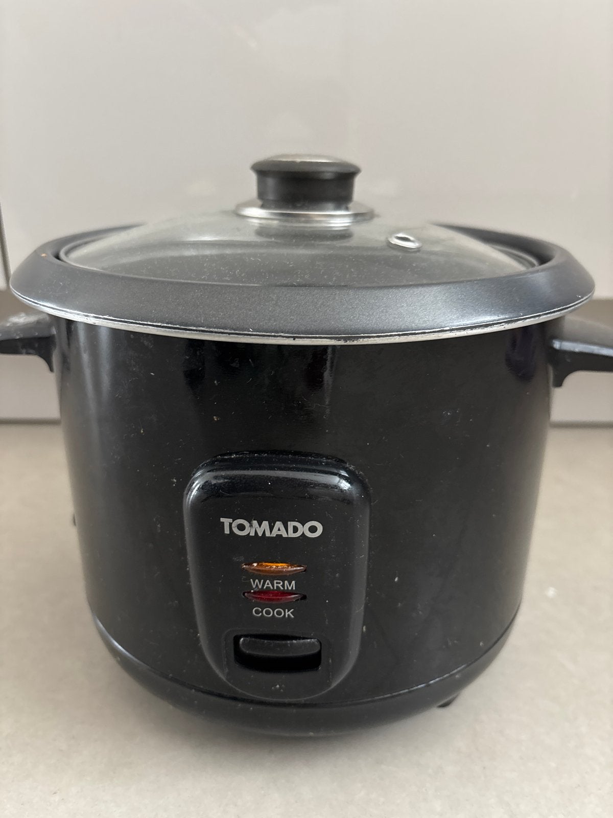 Tomado rijstkoker TRC1001B/01 - Zwart, Ophalen, Gebruikt