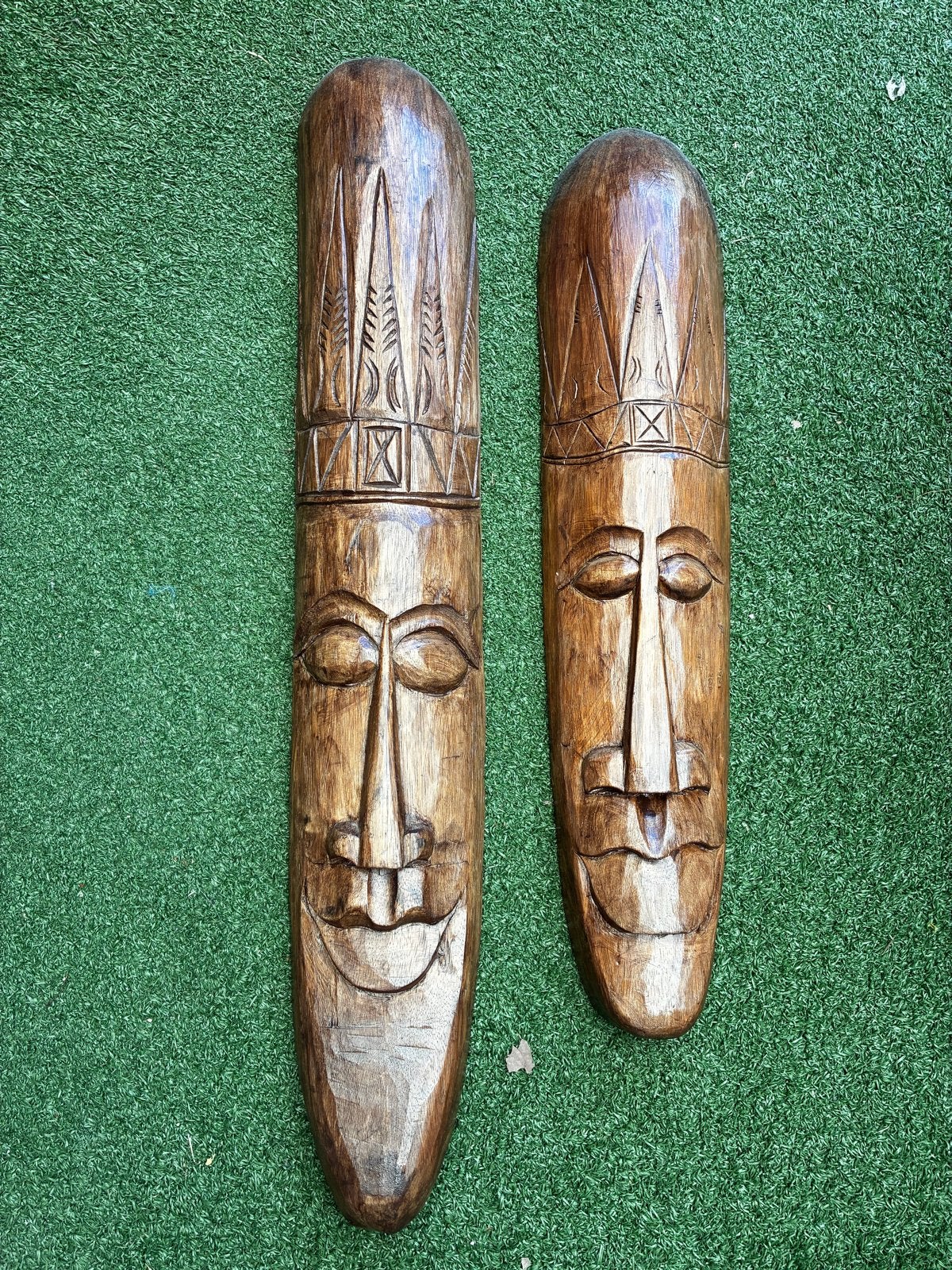 Handgesneden houten maskers - 1 meter en 80 cm hoog, Overige onderwerpen, Handgemaakt, 1 meter - 2 meter, Hout