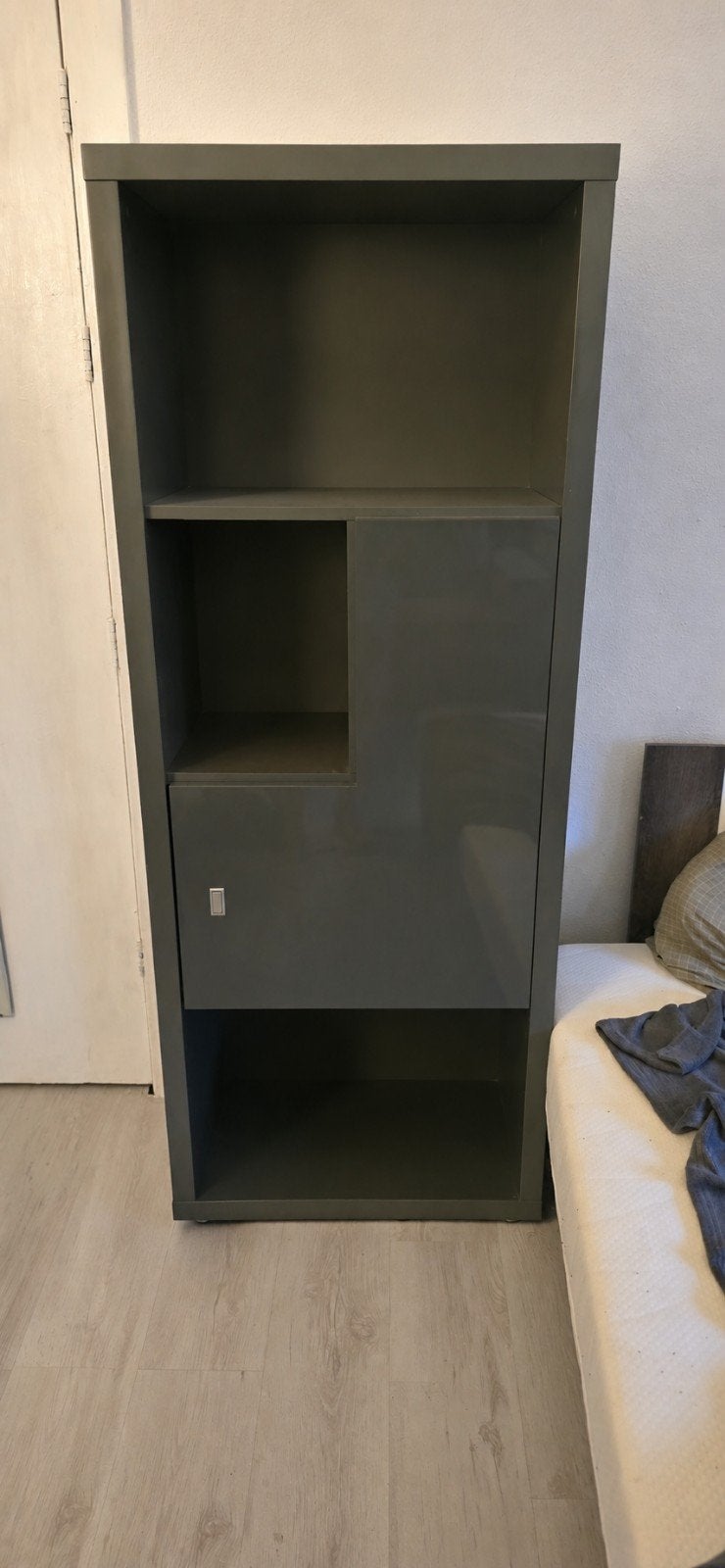 Xooon kwalitait modern kast, Huis en Inrichting, Modern, 150 tot 200 cm, 25 tot 50 cm, Overige houtsoorten