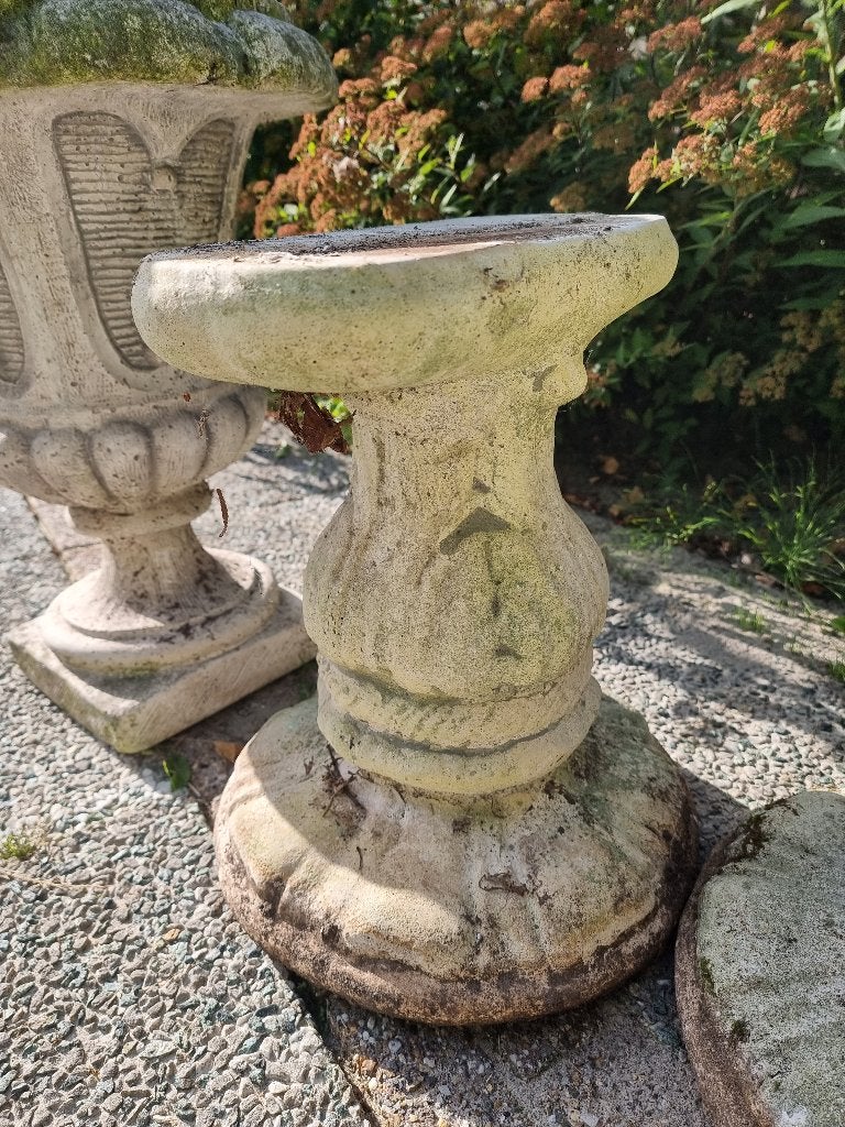 Bloempotten van steen, Steen, Gebruikt, Rond, Tuin