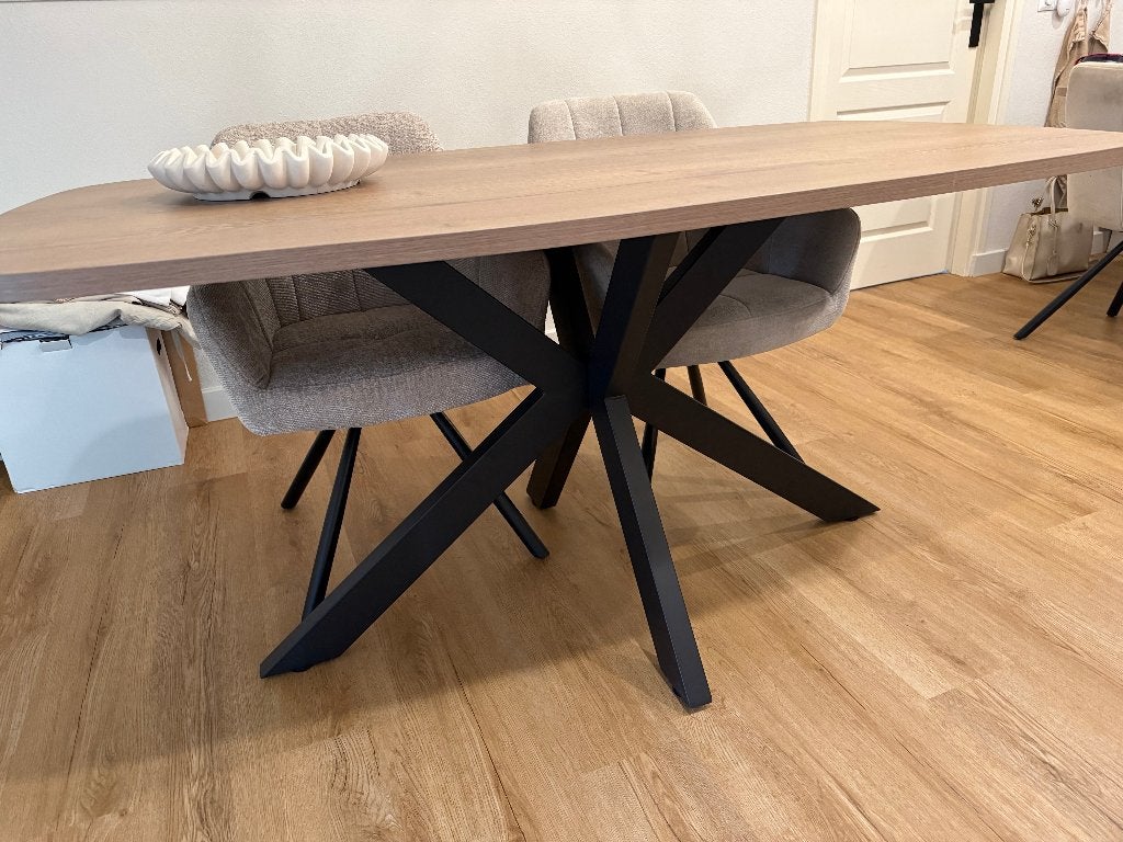 Foto 18 van Deens ovale spinpoot eettafel lengte 1.60  2.10 en 2.40