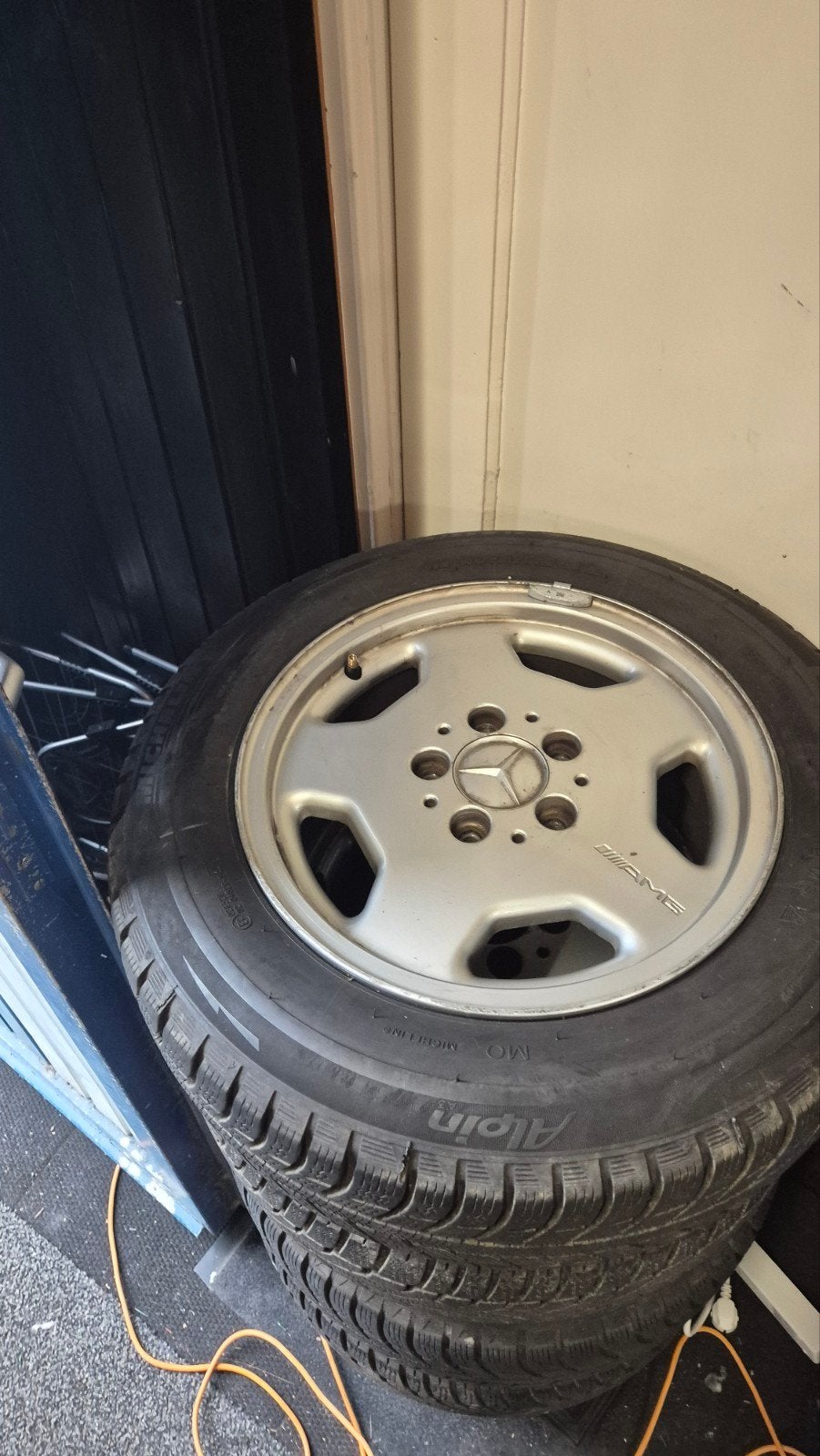 Originele Mercedes AMG velgen 15 inch met Michelin winterban, Auto-onderdelen, Ophalen of Verzenden, Y, V, B