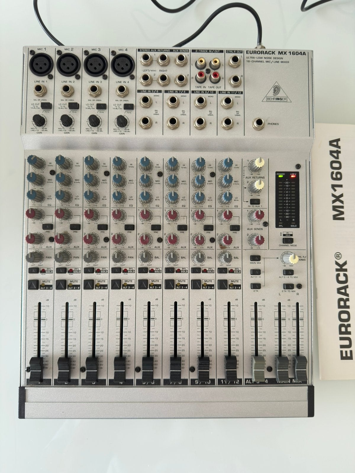 Behringer Eurorack MX1604A mengpaneel, Muziek en Instrumenten, Mengpanelen, Ophalen of Verzenden, Zo goed als nieuw
