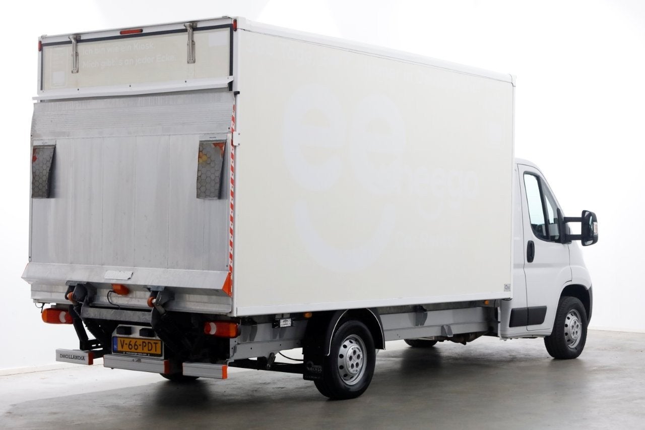 Opel Movano 2.2D 140pk Bakwagen met laadklep 1.060kg laadver, Auto's, Voorwielaandrijving, Dealer onderhouden, Gebruikt, Euro 6