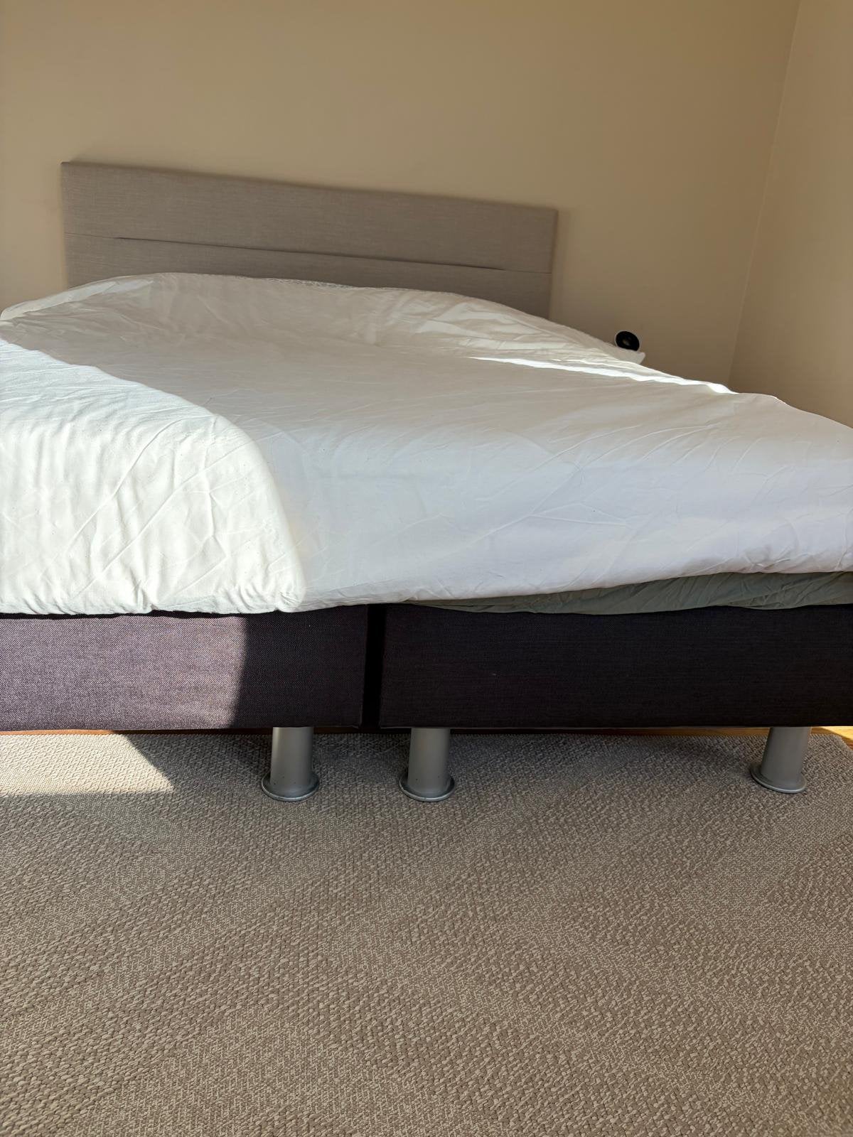 160 boxspring inclusief matras, Ophalen, Zo goed als nieuw, Tweepersoons, 160 cm