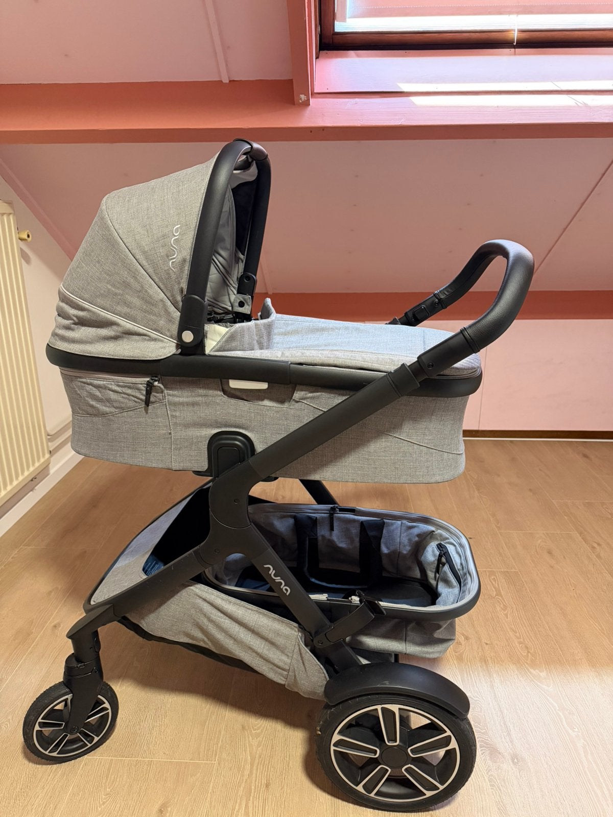 Nuna Demi Grow kinderwagen, Kinderen en Baby's, Kinderwagens en Combinaties, Ophalen of Verzenden, Zo goed als nieuw, Overige merken