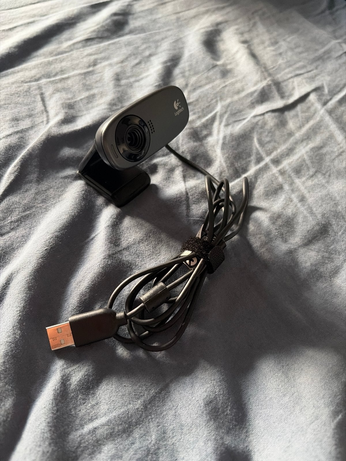 Logitech HD 720p Webcam - Perfect voor Videobellen, Computers en Software, Ophalen of Verzenden, Zo goed als nieuw, Windows, Monitorclip