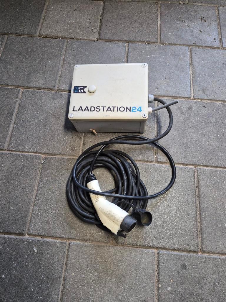 Laadstation24 Laadpaal met Laadkabel, Auto diversen, Laadpalen, Ophalen, Gebruikt, Laadpaal