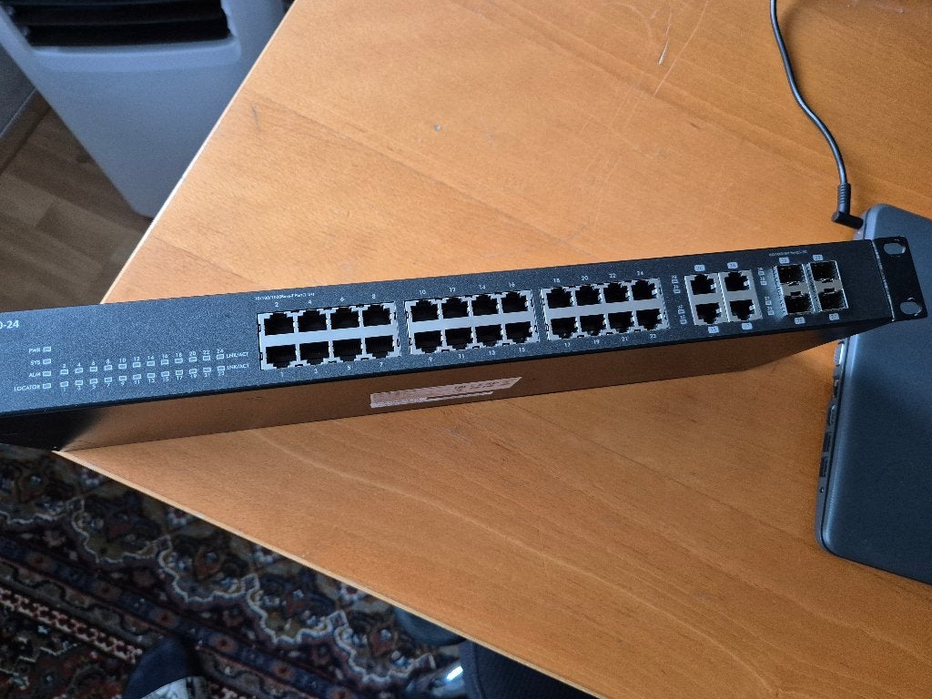 ZyXEL GS1920-24 managed Gigabit switch, Ophalen of Verzenden, Gebruikt