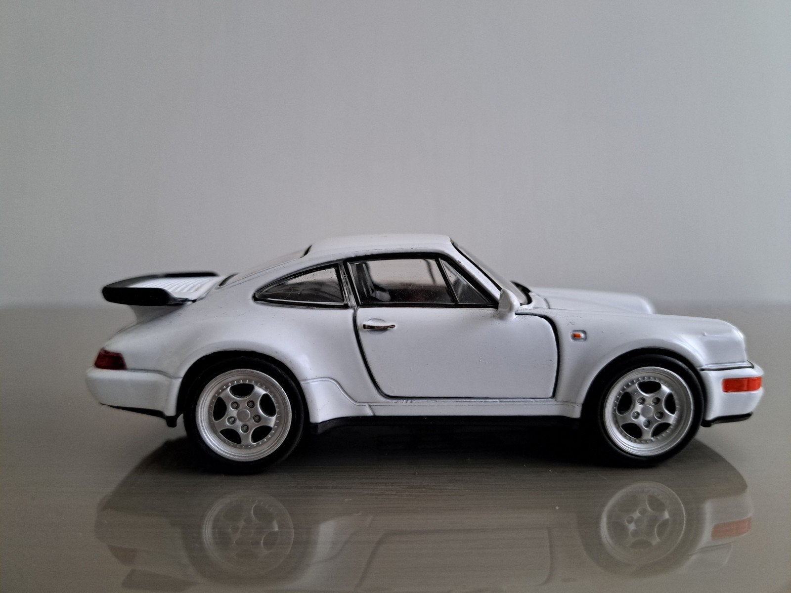 Porsche 964 Turbo in schaal 1:43, nieuw, Ophalen of Verzenden, Nieuw, Auto, Overige merken