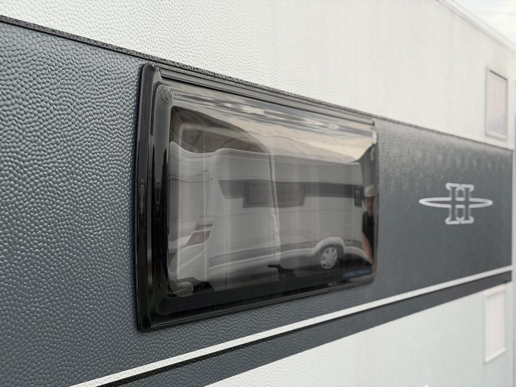 Hobby PRESTIGE 560 LU (bj 2019), Hobby, Kachel, 7 tot 8 meter, Bedrijf