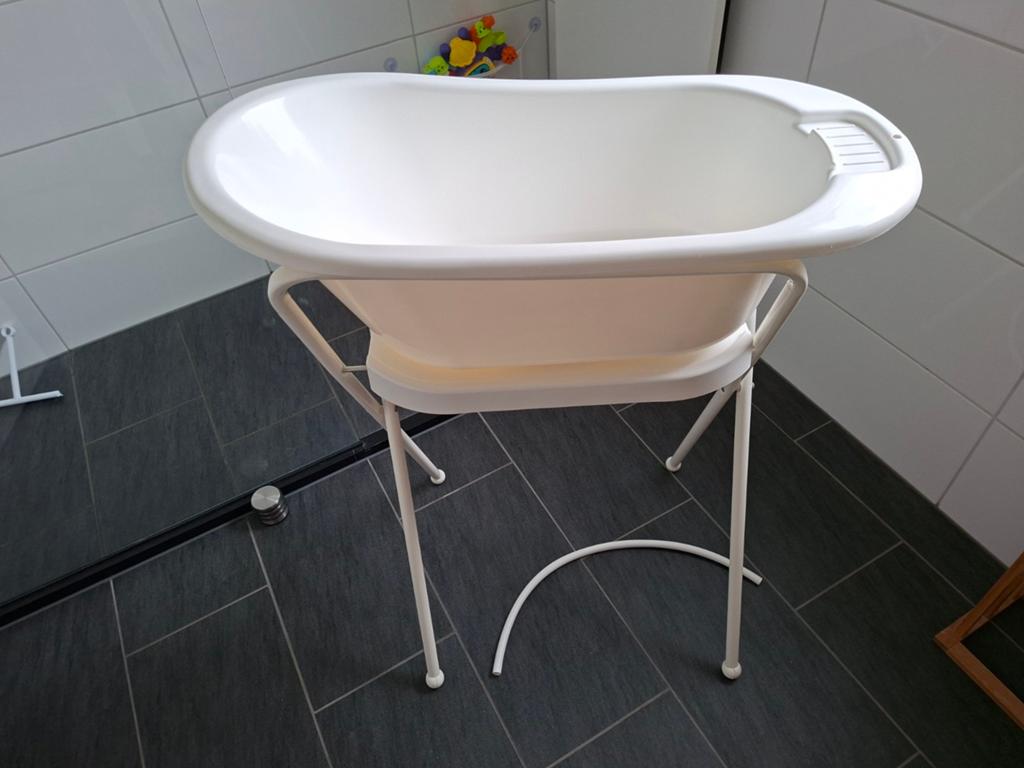 Babybadje op standaard met afvoerslang, Gebruikt, Badje, Standaard, Ophalen