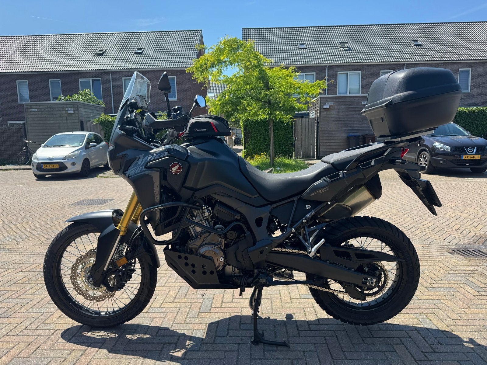 Honda Africa Twin DCT 2017 slechts 23000 km! zeer compleet, Motoren, Motoren | Honda, 2 cilinders, Motorrijbewijs A, Gebruikt