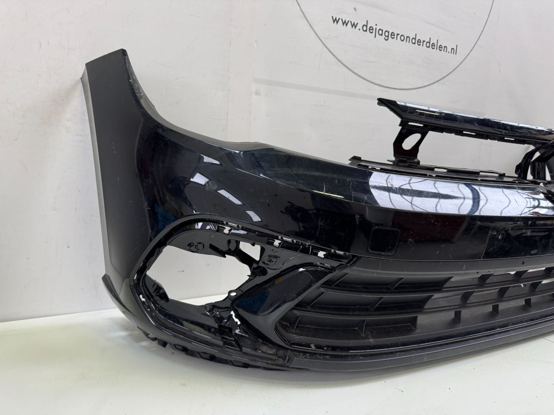 VOLKSWAGEN POLO 2G FACELIFT VOORBUMPER BUMPER 2G0807221K, Gebruikt, Volkswagen AG, Bumper, Berliner Ring 2
38440  Wolfsburg, DE