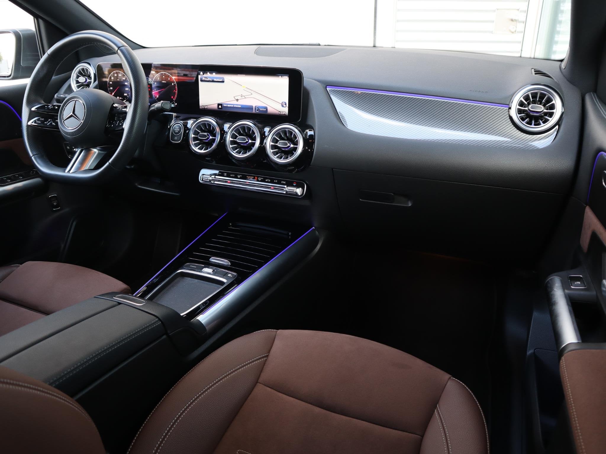 Mercedes-Benz B-klasse 180 Business Solution AMG l Keyless l, Gebruikt, Euro 6, 4 cilinders, Origineel Nederlands