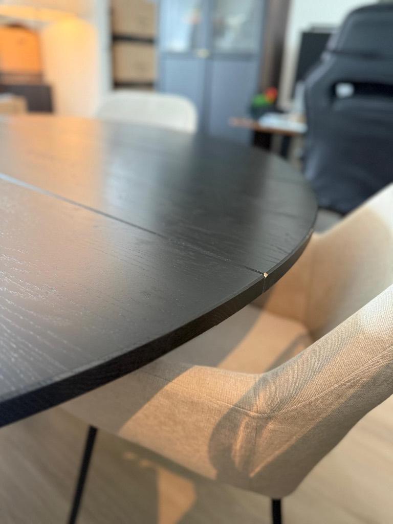 Eettafel + 4 stoelen – WOOOD Rhonda XL & Vogue – zwart/zand, Ophalen, Gebruikt, Modern/Scandinavisch, 150 tot 200 cm