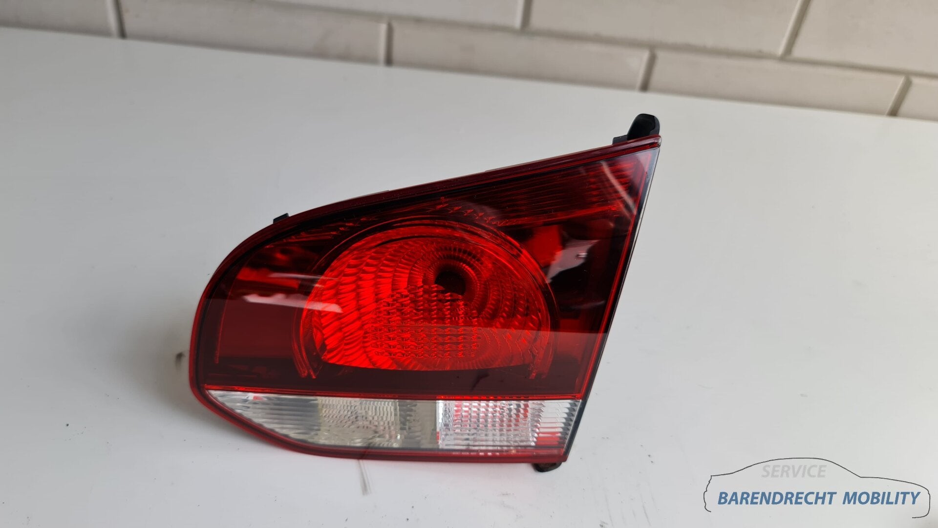 Achterlicht VW Golf VI 6 5K0945094K rechts binnen kersen roo, Gebruikt, Volkswagen, Volkswagen AG, Berliner Ring 2
38440  Wolfsburg, DE
