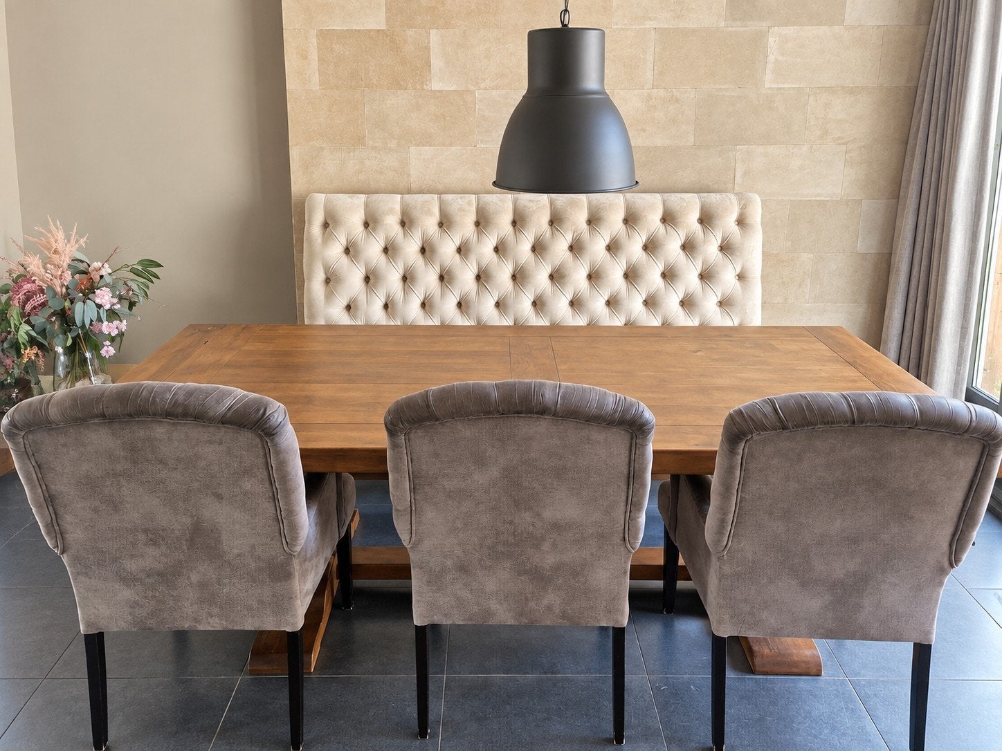 Moderne eethoek met robuuste houten tafel, Ophalen, Gebruikt, 4 tot 6 stoelen