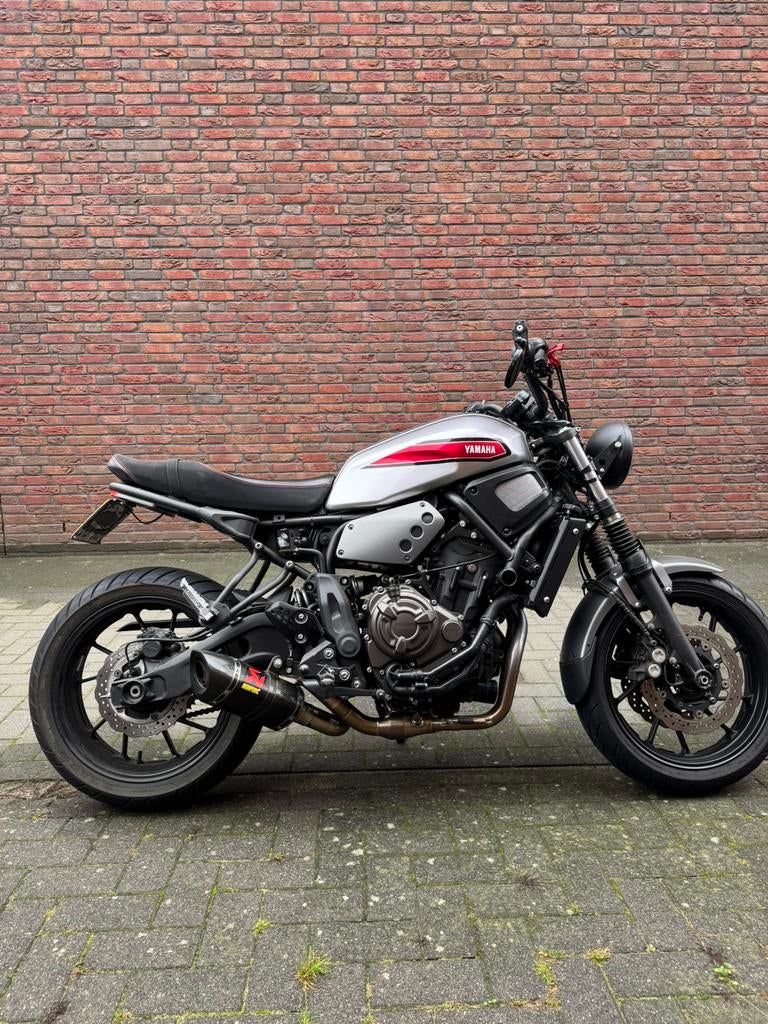 Yamaha XSR 700 (MT07) - Full Akrapovic, Motoren, Motoren | Yamaha, 2 cilinders, Occasion, Particulier, Handgeschakeld