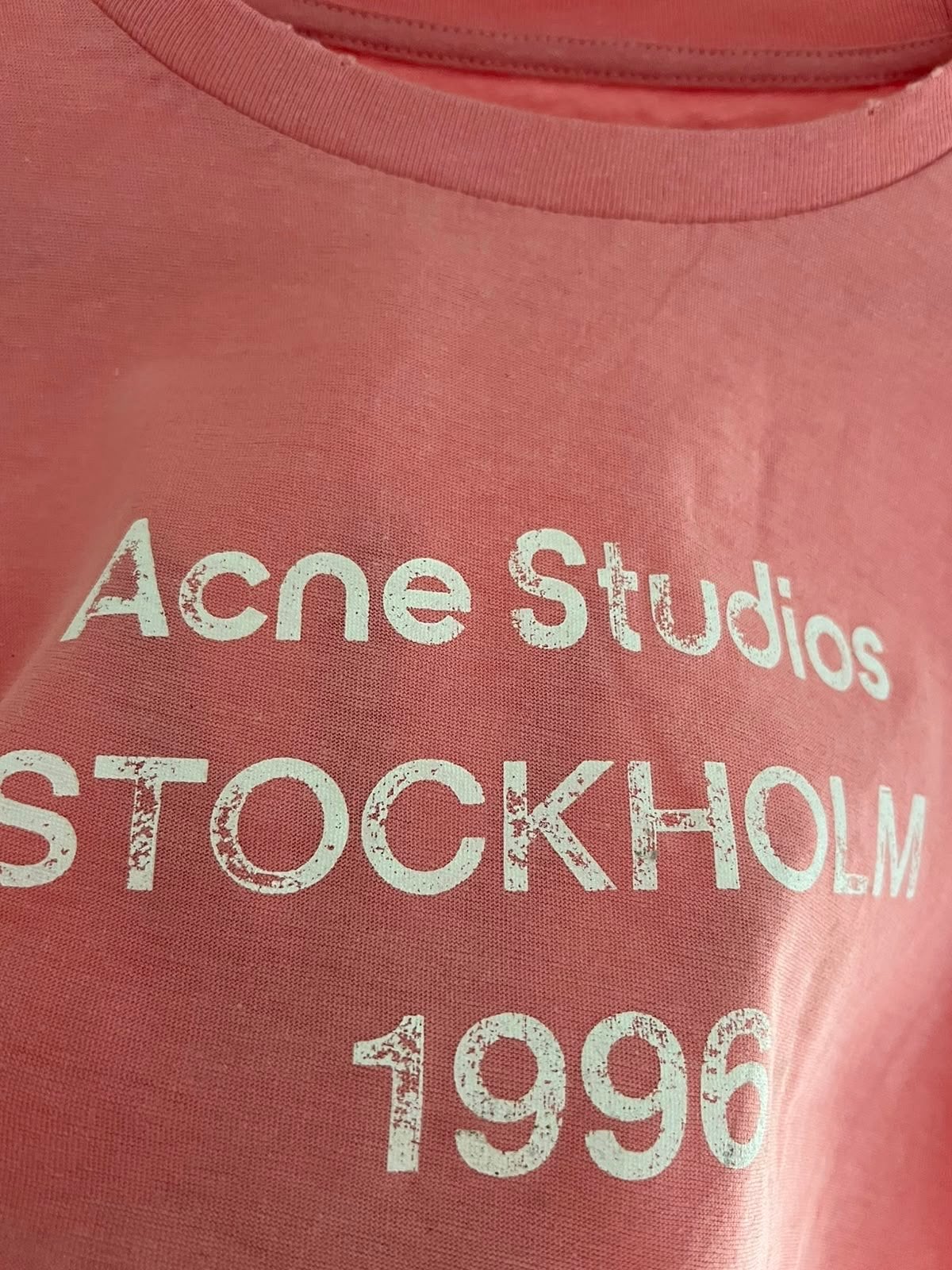Acne Studios Stockholm 1996 T-shirt - Nieuw met kaartjes, Nieuw, Ophalen of Verzenden, Korte mouw, Roze