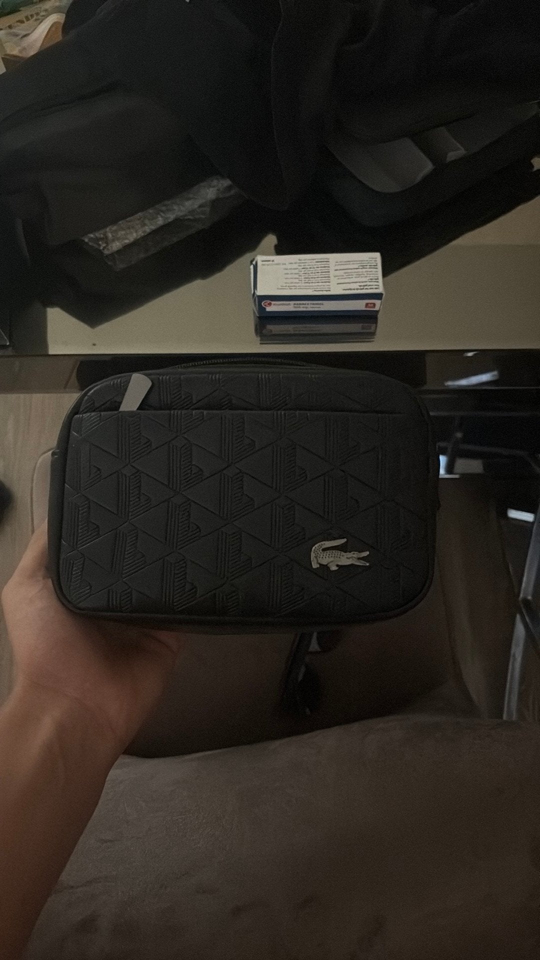 Lacoste schouder tas, Sieraden, Tassen en Uiterlijk, Tassen | Schoudertassen, Ophalen, Zo goed als nieuw, Zwart
