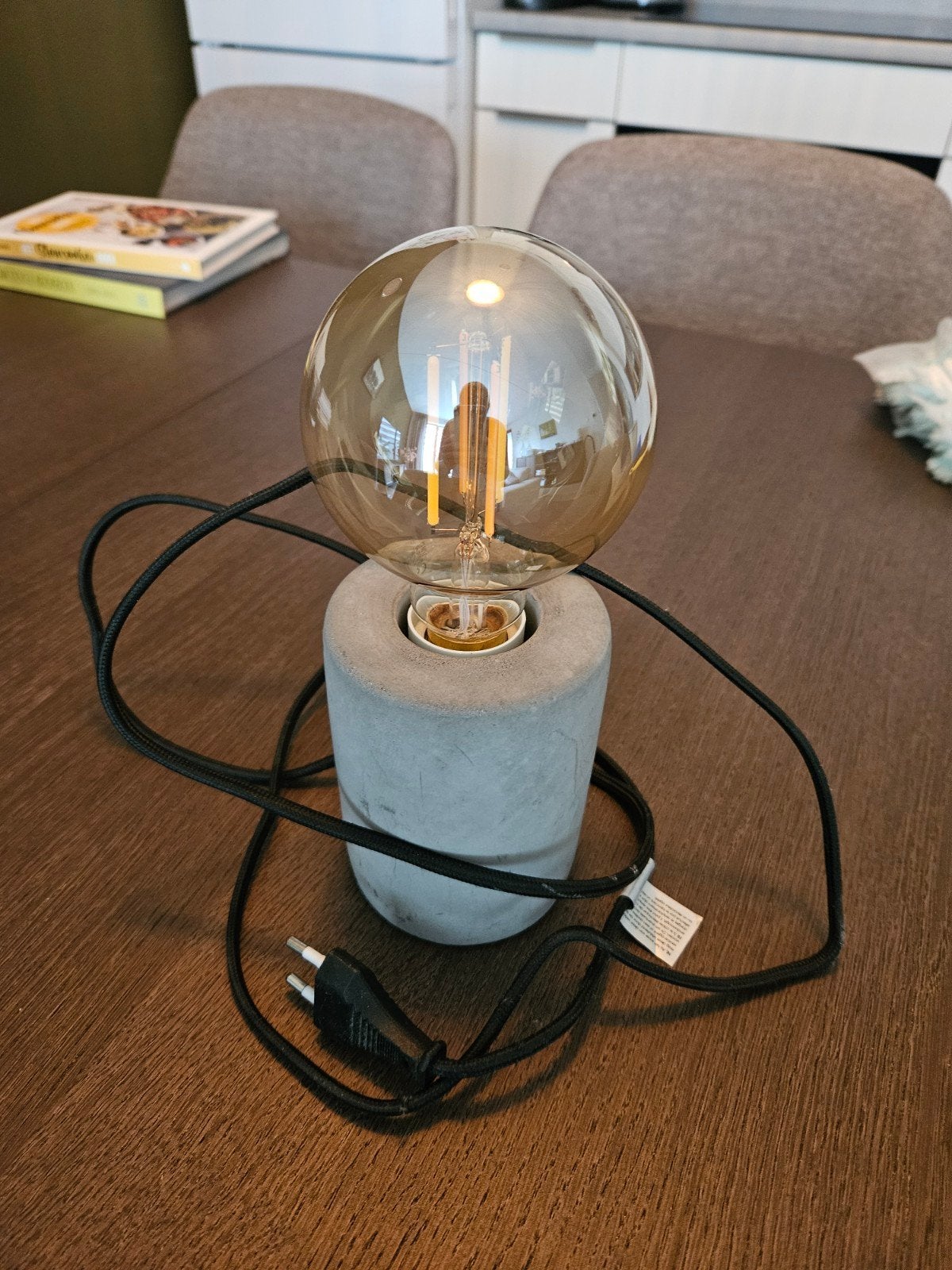 Lampje, Ophalen, Zo goed als nieuw