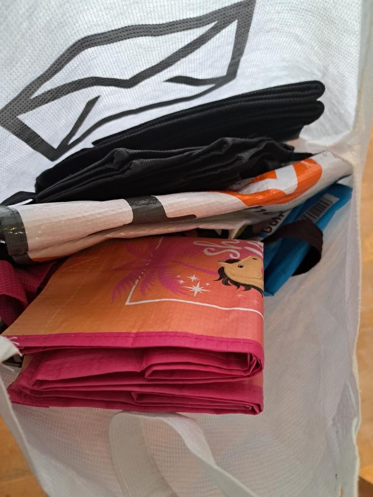 GRATIS Diverse tasjes en shoppers, Ophalen, Gebruikt, Overige kleuren, Shopper
