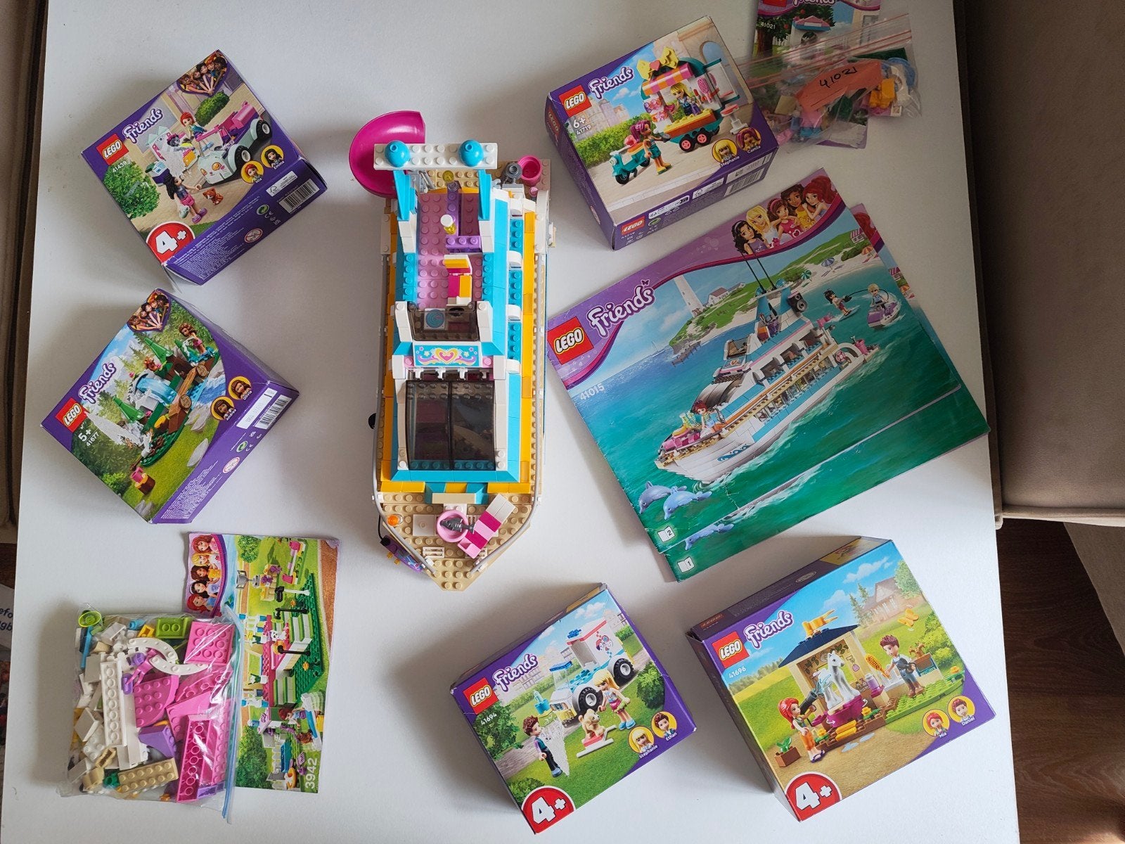Grote LEGO Friends partij met boot en diverse sets, Ophalen of Verzenden, Zo goed als nieuw